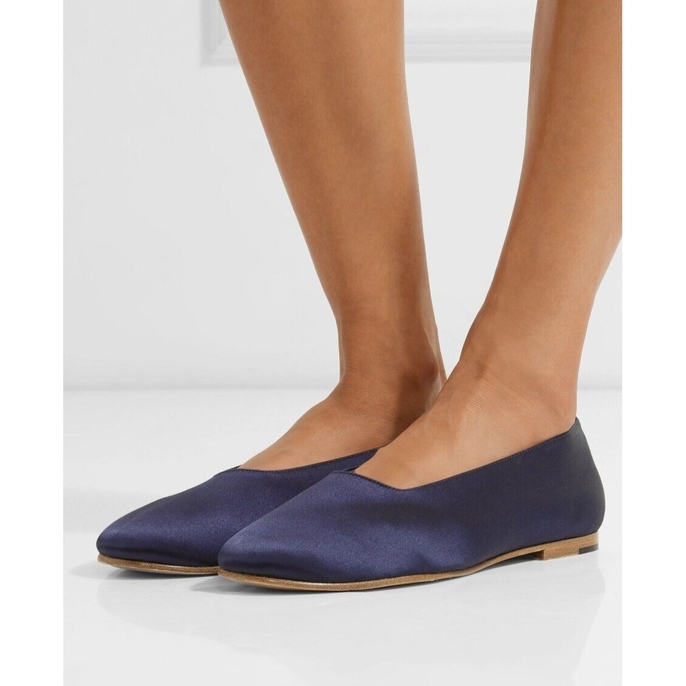 Vince Maxwell Italian Satin Ballet Flat Navy Blue NIB Size 6 $225 - Picture 15 of 16